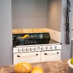 4 Bed In Scarborough Oc-sa870 Scalby (North Yorkshire)