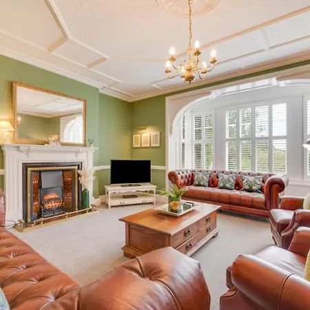4 Bed In Scarborough Oc-sa870 Holiday home *
