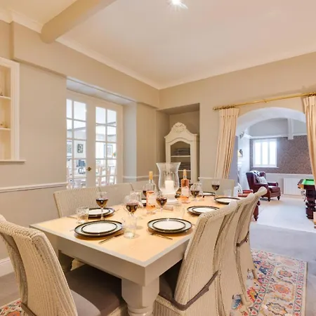 4 Bed In Scarborough Oc-sa870 *