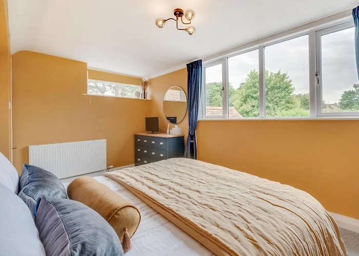 4 Bed In Scarborough Oc-sa870 Holiday home