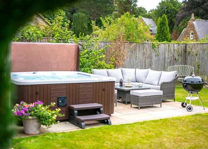 4 Bed In Scarborough Oc-sa870