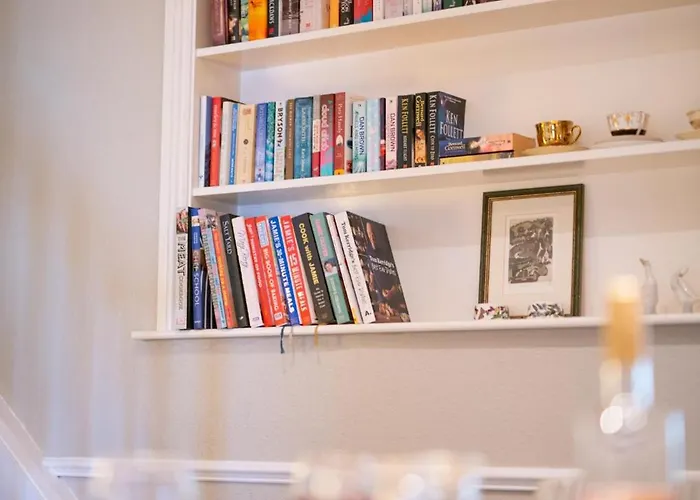 4 Bed In Scarborough Oc-sa870 *