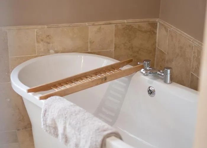 4 Bed In Scarborough Oc-sa870 Holiday home