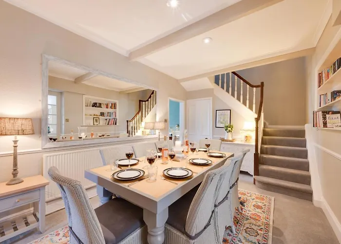 4 Bed In Scarborough Oc-sa870 *