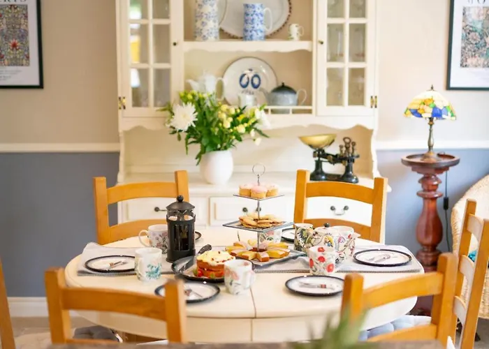 4 Bed In Scarborough Oc-sa870 *